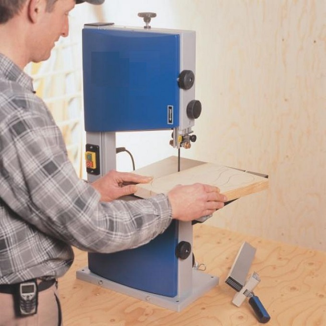 Chu y an toan khi su dung may cua long cam tay