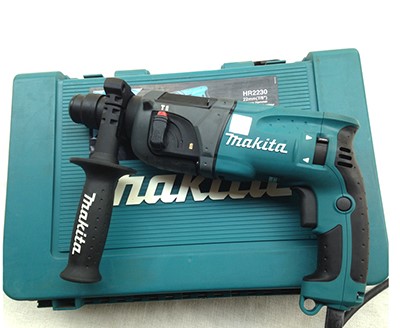 Makita HR2230