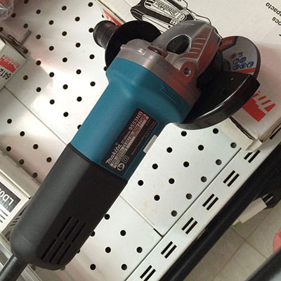 Makita 9553NB